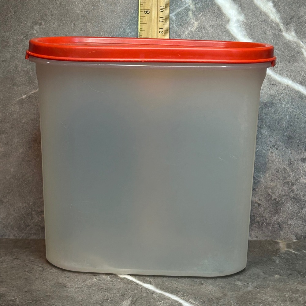 Tupperware Modular Mates Oval 3 Red Lid 7.25 Cup 1.7L Food Storage Container